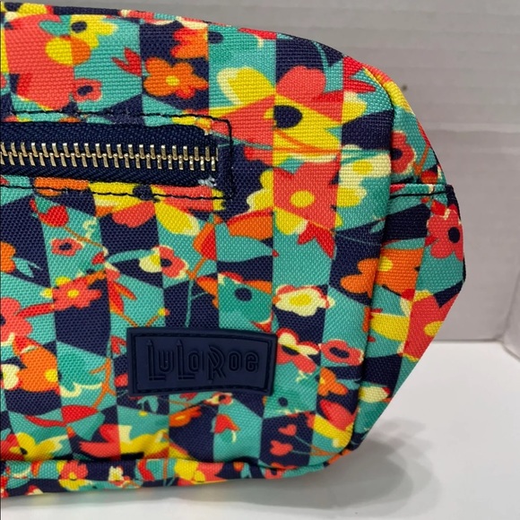 LuLaRoe Floral Fanny Pack - Picture 2 of 7